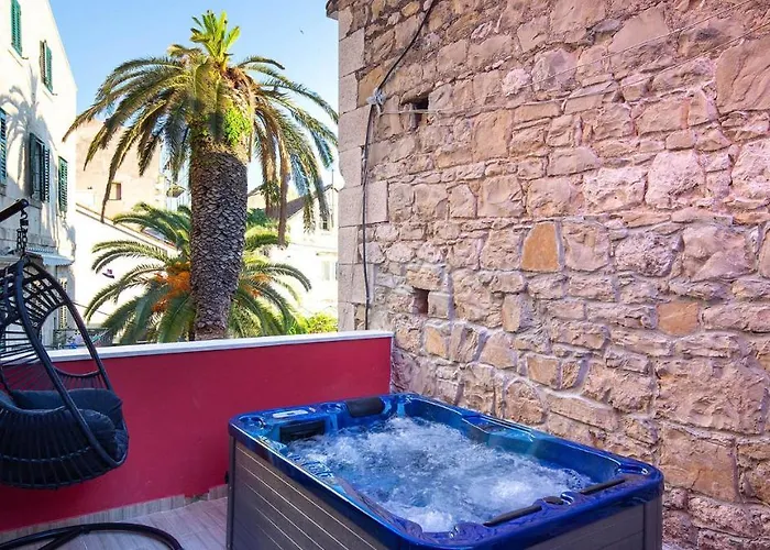 Gasthuis Hrpina Heritage House Makarska