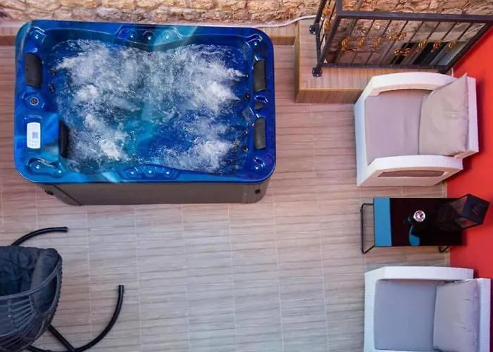 Hrpina Heritage House * Makarska