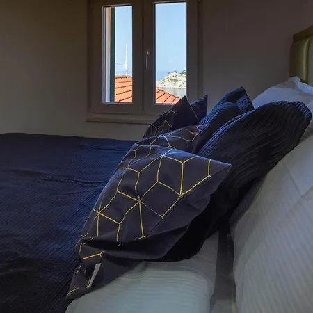 Hrpina Heritage House Pensión Makarska