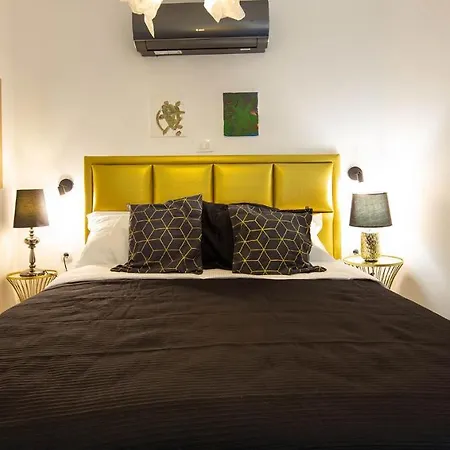 Hrpina Heritage House Pensión *