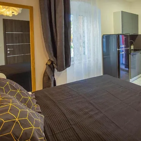 Hrpina Heritage House Affittacamere Makarska