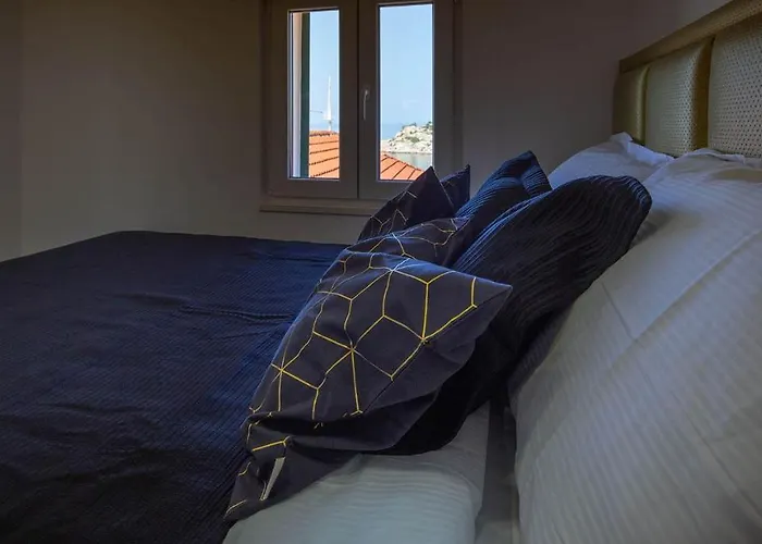 Hrpina Heritage House Konukevi Makarska