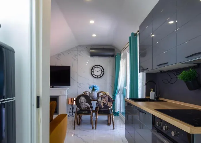 Konukevi Hrpina Heritage House Makarska