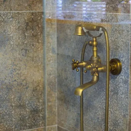 Hrpina Heritage House Gasthuis